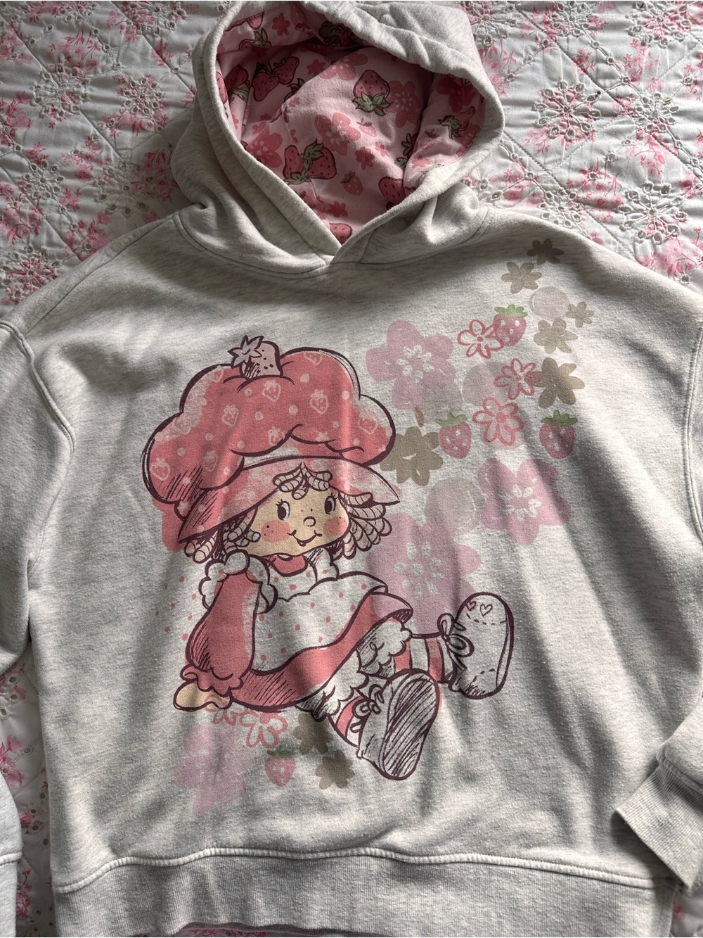 Women XS Cream Hoodie with Pink Strawberry Character Print